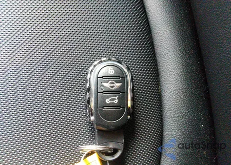 2016 Mini Clubman Cooper from USA, damaged, VIN WMWLN5C57G2E31341